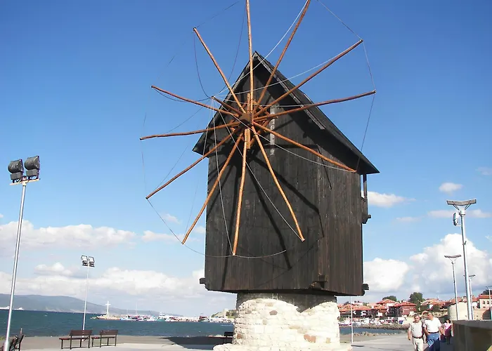 アパート Jolly ネセバル